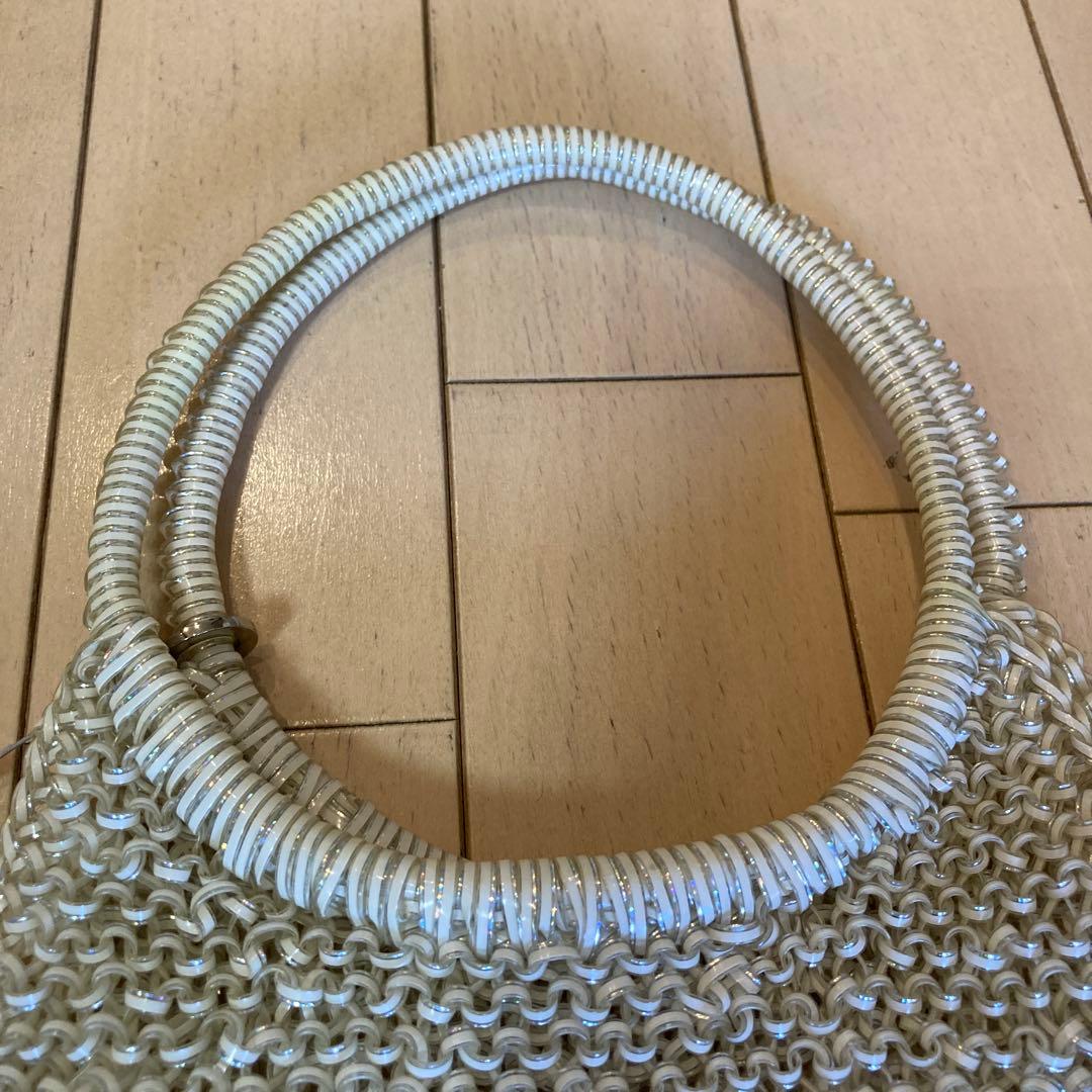 ANTEPRIMA ホワイト系 パーティーバッグ ビーズ装飾 - メルカリ