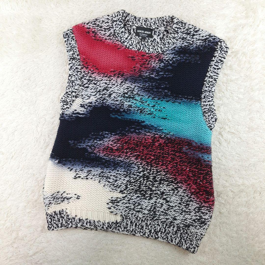 現行タグ✨GIORGIO ARMANI　カシミヤ100 ニットベスト　38 現行タグ✨GIORGIO ARMANI カシミヤ100 ニットベスト 38