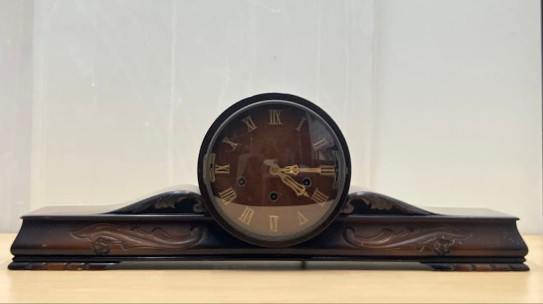 【中古品】木製ゼンマイ式置き時計 国産の古いレトロな目覚まし時計 SEIKO 置き時計 ゼンマイ式 CORONA