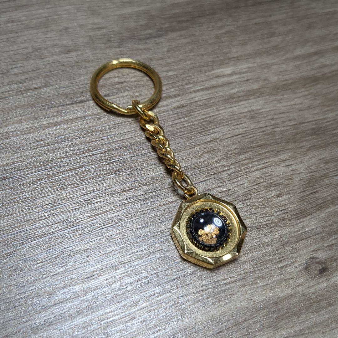 佐渡金山 砂金入りキーホルダー ゴールドパーク - メルカリ