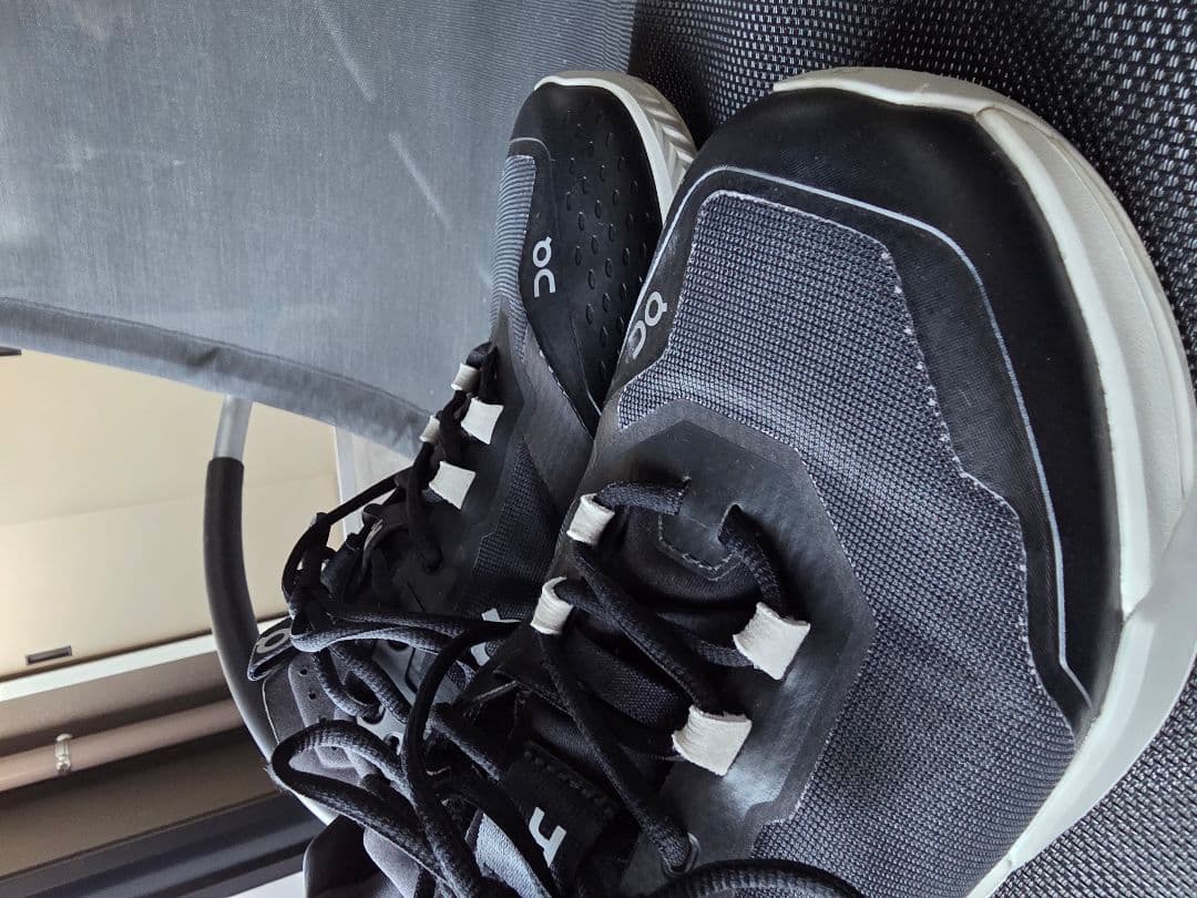 シューズ(男性用) On THE ROGER Advantage Pro Clay 28.0cm