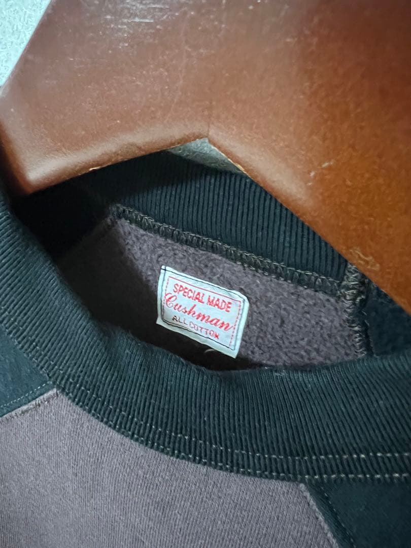 cushman RAGLAN SLEEVE SWEAT