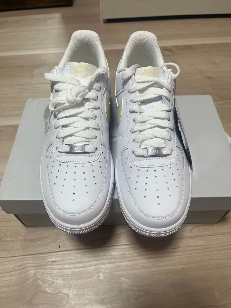 【新品タグ付き】NIKE AIR FORCE 1 エア フォース1未使用品 Yahoo!オークション -「nike air force1 low」(ナイキ) (スニーカー)の