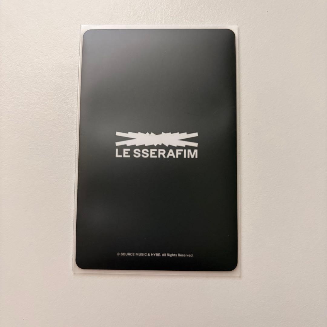 ルセラフィム LE SSERAFIM サクラ カズハ マフラー トレカ - メルカリ