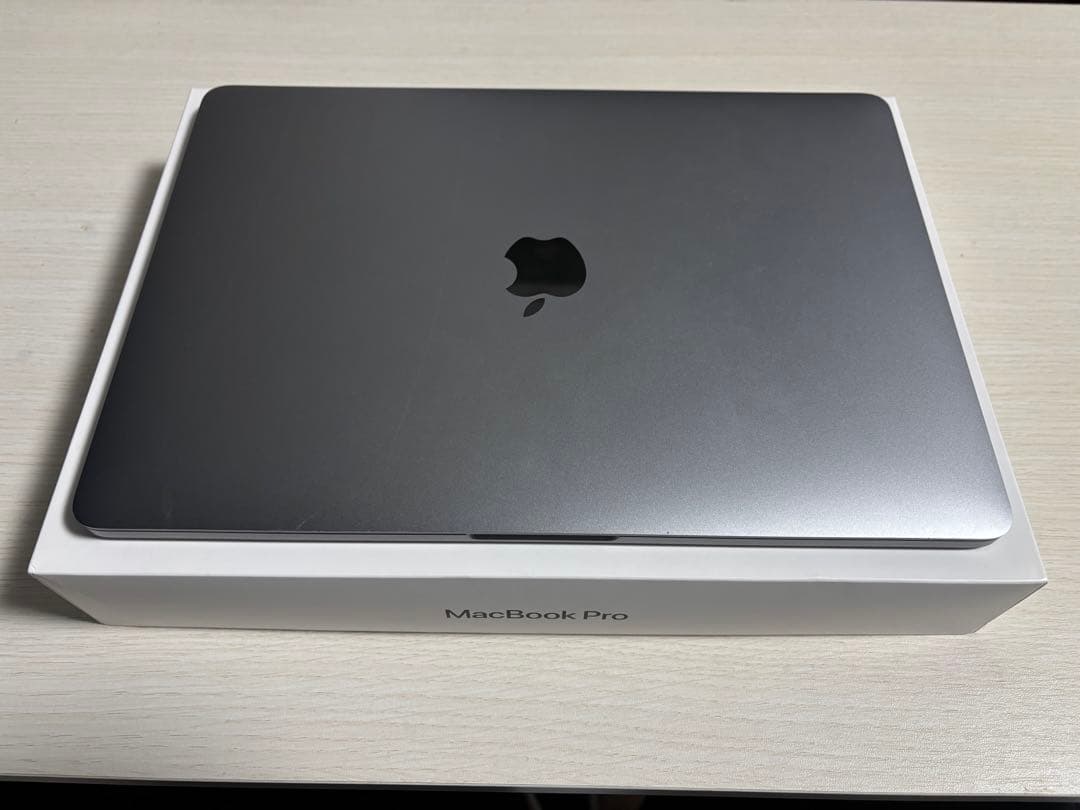 MacBook Pro 13インチ 2019 i5 8GB 128GB 箱有 Amazon.com: 2019 Apple MacBook Pro with 1.4GHz Intel Core i5 (13