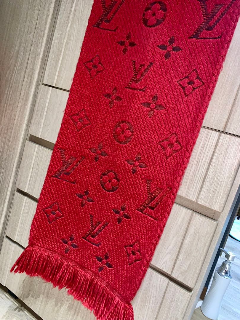 LOUIS VUITTON/ルイヴィトン エシャルプロゴマニア マフラーレッド LOUIS VUITTON（ルイ・ヴィトン） ルイ ヴィトン マフラー レディース