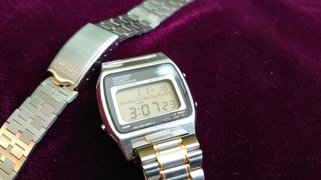 稼動品 SEIKO セイコー A229-5010 デジタル 腕時計　レトロ当時物 稼動品 SEIKO セイコー A229-5010 デジタル 腕時計 レトロ当時物