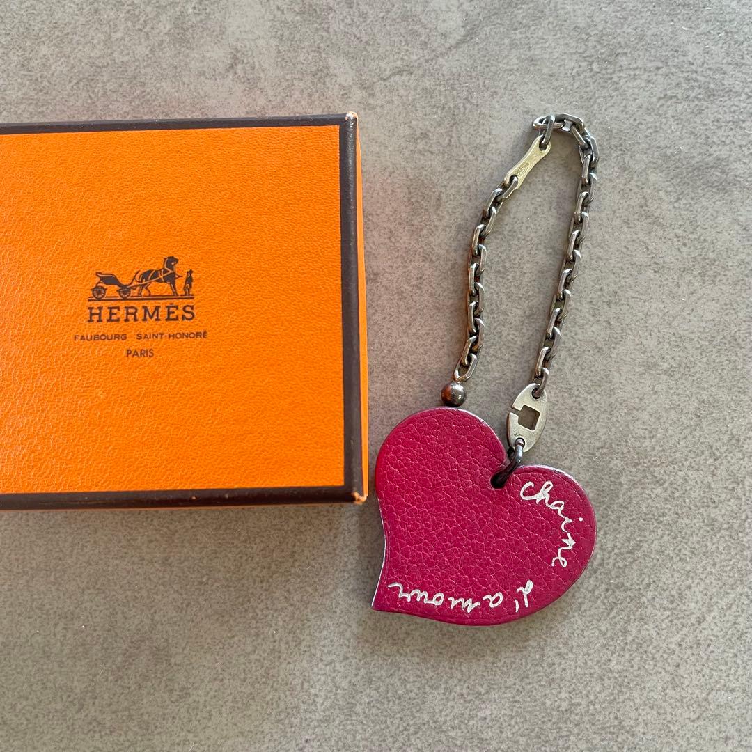 HERMES ハート型キーホルダー HERMES エルメス キーホルダー キャッチミーハート バッグチャーム