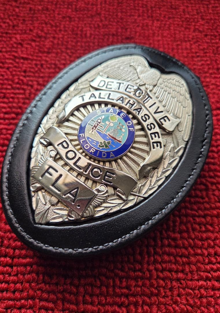 米国ポリスバッジ【TALLAHASSEE POLICE】PF製バッジホルダー付き