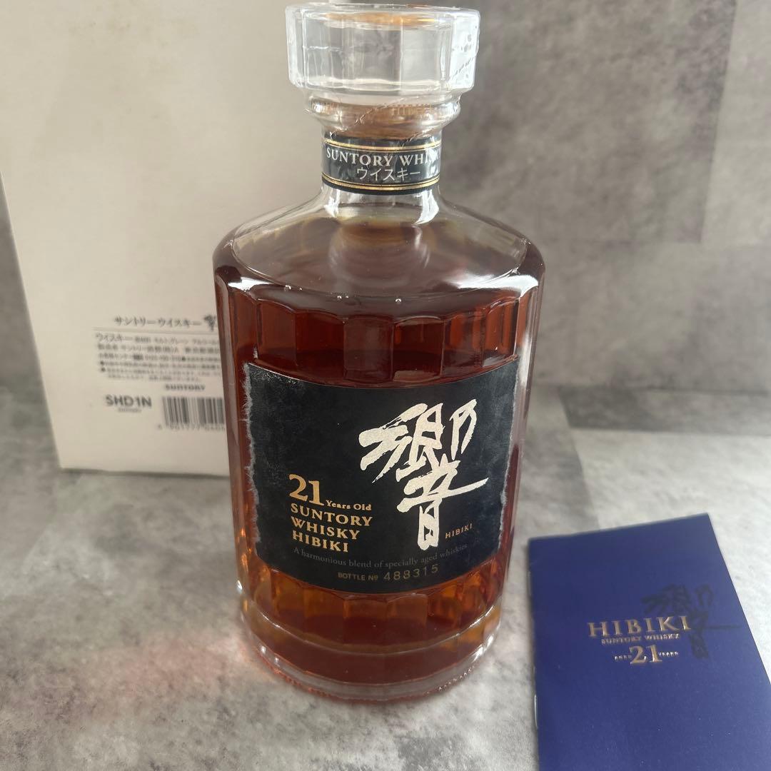 タ*ウ様 響　サントリーウイスキー 21年　金キャップ サントリー - 希少品 響21年 金キャップ 旧ボトル サントリー