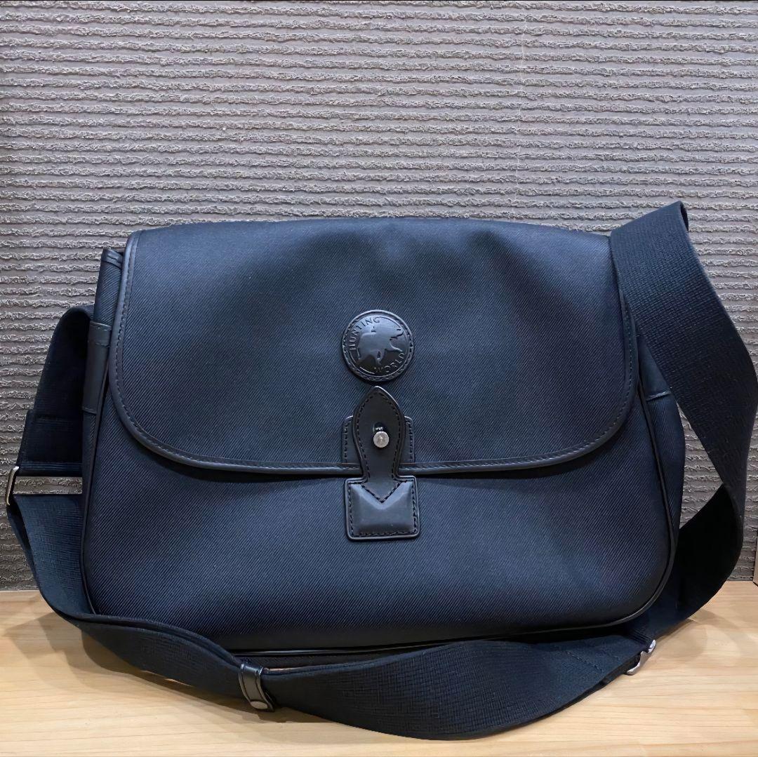 ほぼ未使用 HUNTING WORLD メッセンジャーバッグ メンズ ブラック 楽天市場】ハンティングワールド ショルダーバッグ（ショルダーバッグ