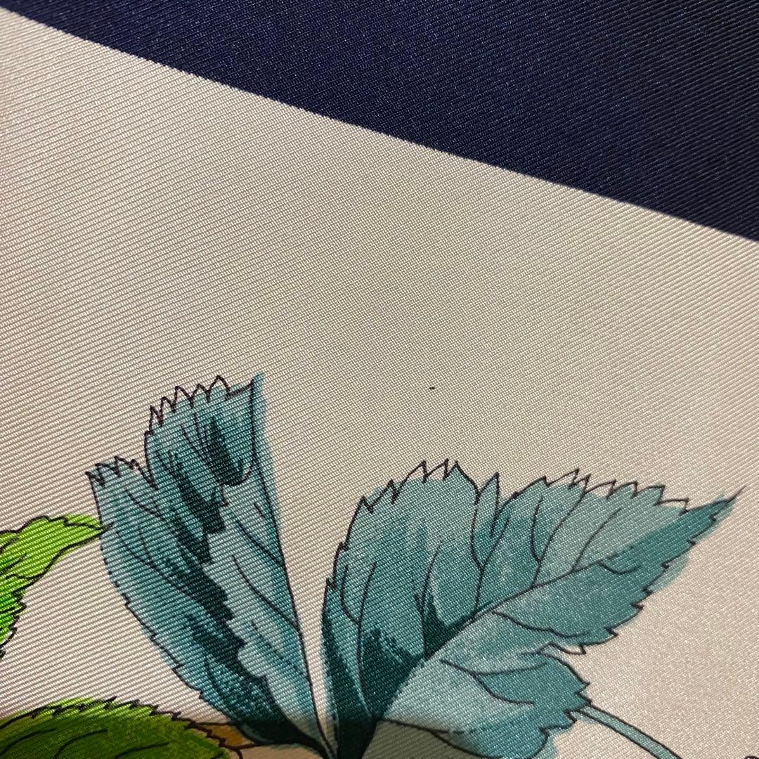 GUCCI 大判シルクスカーフ フローラル 花柄 ボタニカル オールドグッチ