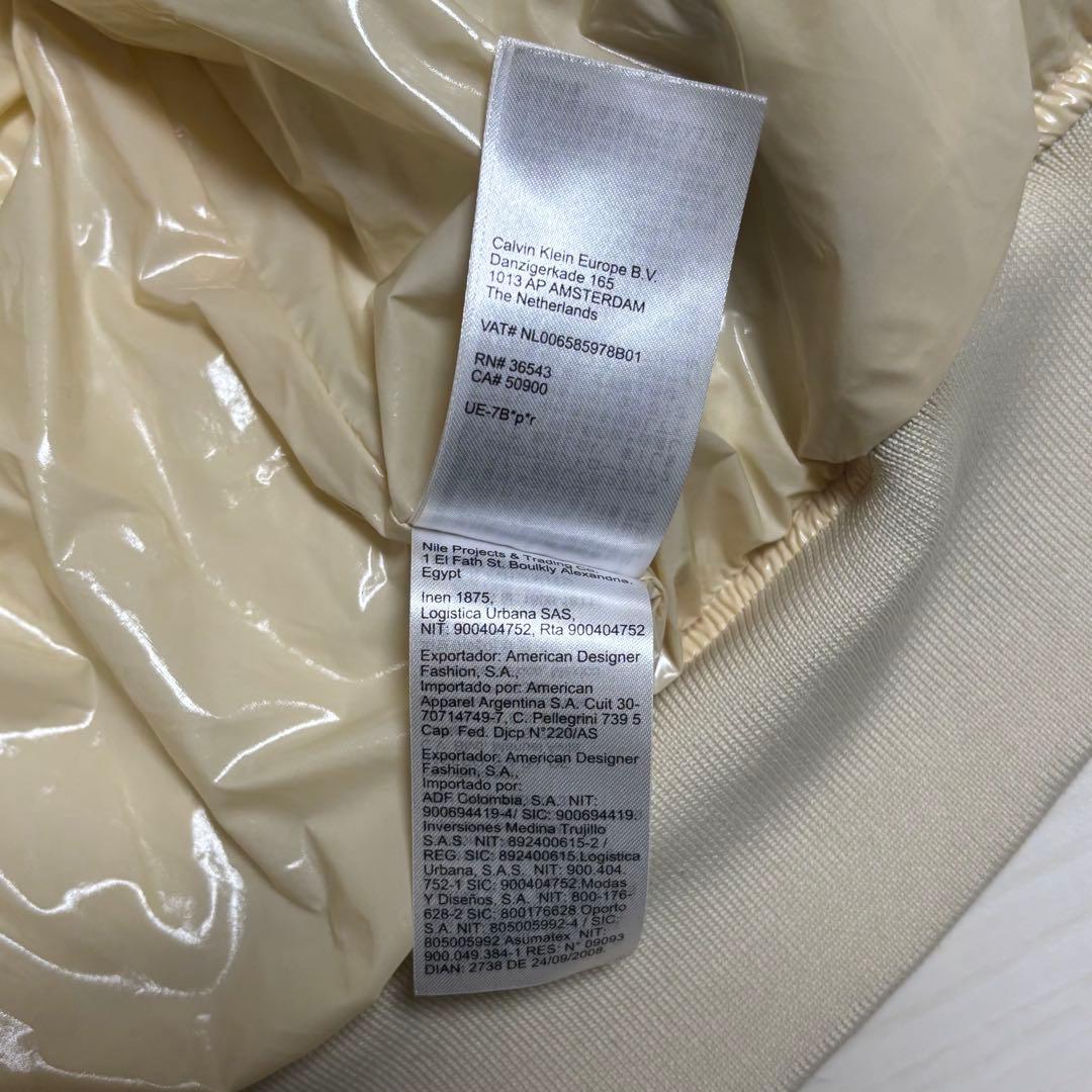 夢*♫様 カルバンクライン ジーンズ ダウンジャケット S 白 ホワイト