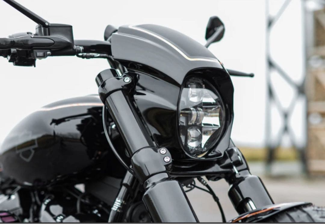 Killer Custom ブレイクアウト用 フェアリング 塗装済み SALE】Killer Custom ブレイクアウト用Aggressor フェアリング