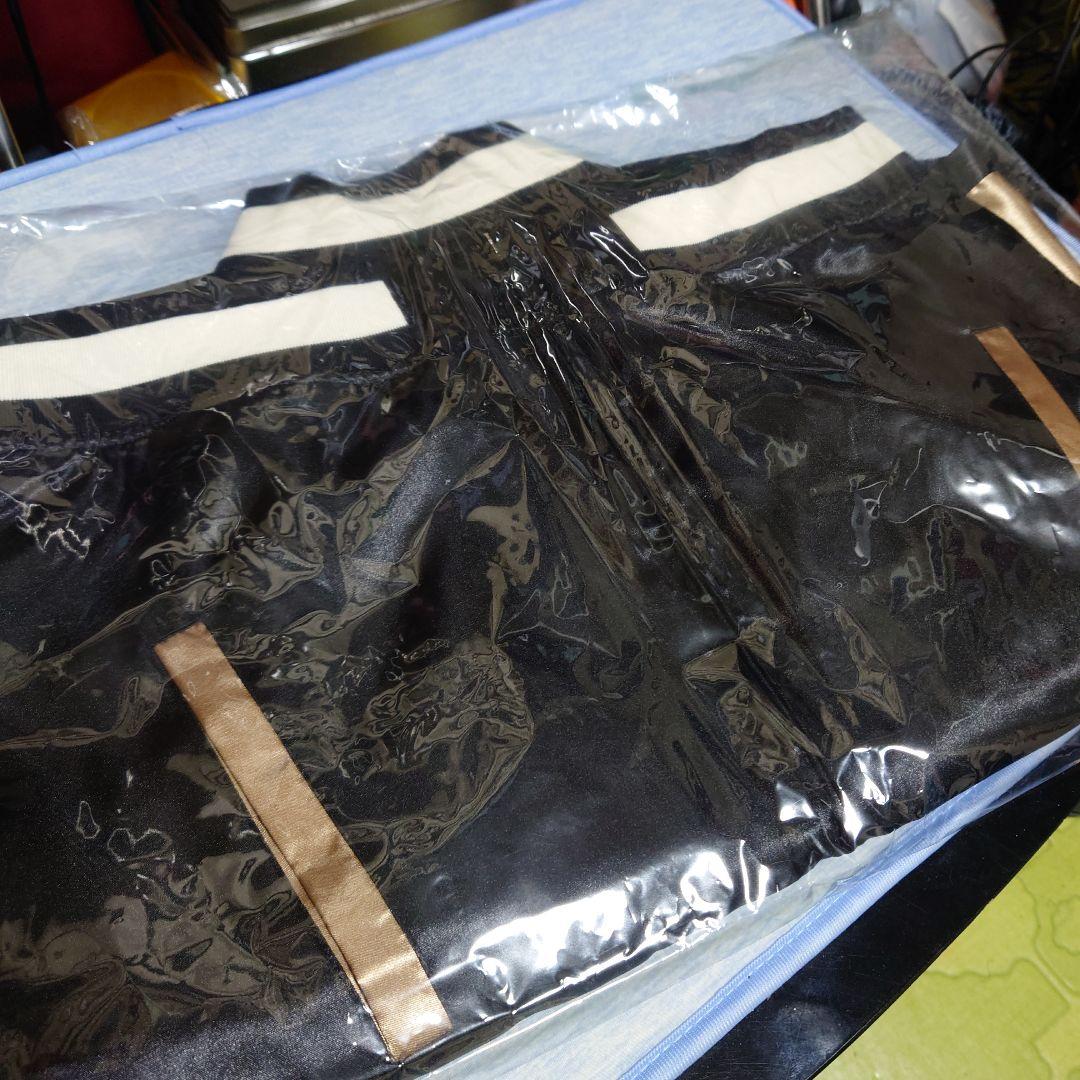 WINS DAY スカジャン Mサイズ ブラック/ゴールド - メルカリ