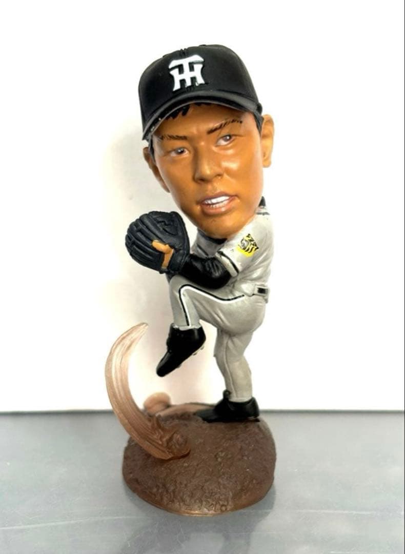 阪神タイガース大好き子　フィギュアまとめ売り18点➕おまけ付き 新品未開封】 阪神タイガース承認 虎1選手フィギュア激闘編2025 近元