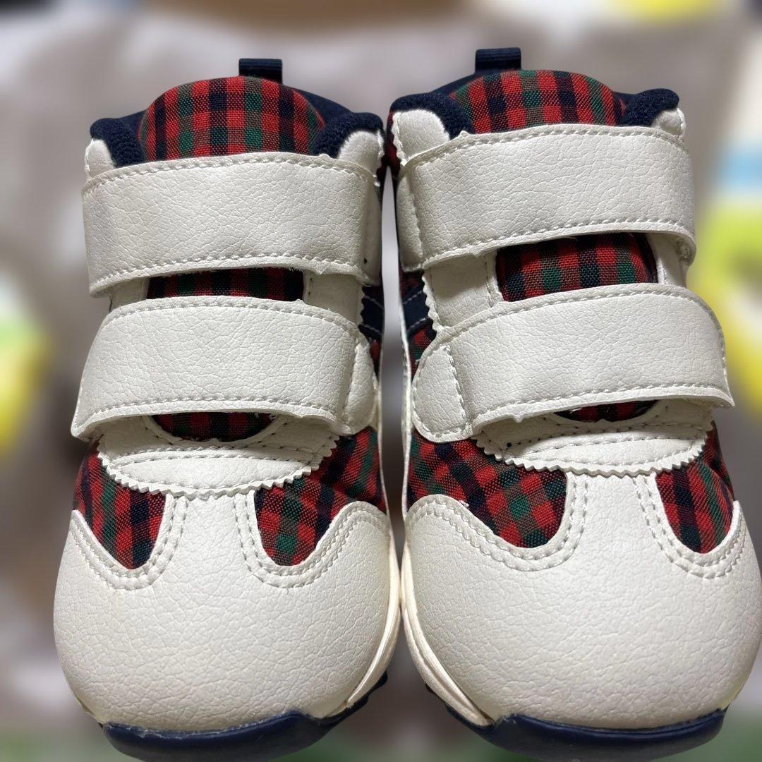 【新品タグ付き】ファミリア アシックス × familiar ベビースニーカー ベビースニーカー〈アシックスキッズ × familiar〉 | ファミリア公式サイト