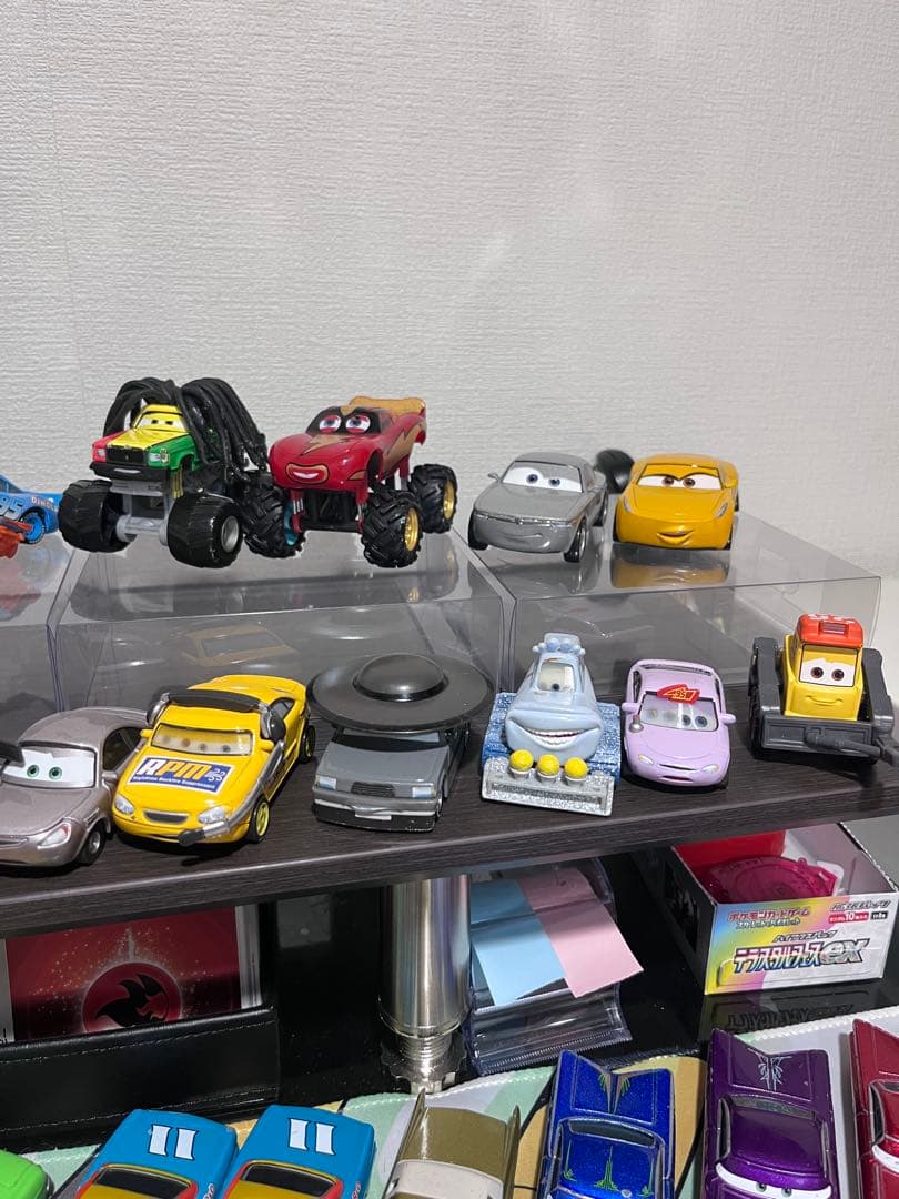 毎週500円値下げ マテル トミカ カーズ 60台 まとめ売り - メルカリ