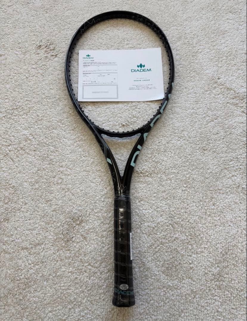 ダイアデム アクシス 98 スビトリーナ TAA021 ガット張対応 - メルカリ