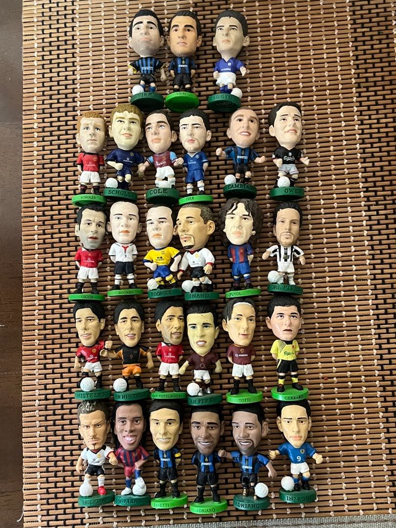 サッカー選手　フィギュア　まとめ 海外サッカー選手 フィギュア まとめ - メルカリ