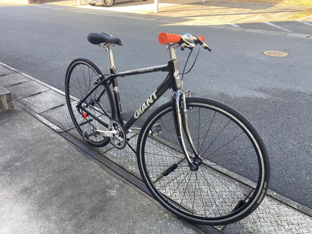 GIANT ESCAPE クロスバイク ブラック　マウンテンバイク　ロードバイク GIANT ( ジャイアント ) クロスバイク ESCAPE R DISC ( エスケープ R