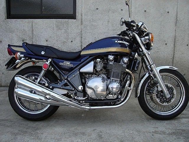 ゼファー1100・750用新品未使用スチールメッキフェンダー※次回39,800円