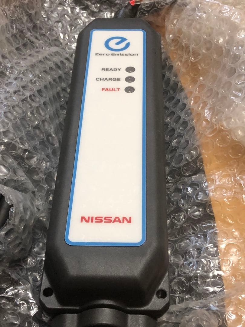 新品　日産　純正　充電ケーブル　サクラ　リーフ　200V 7.5M