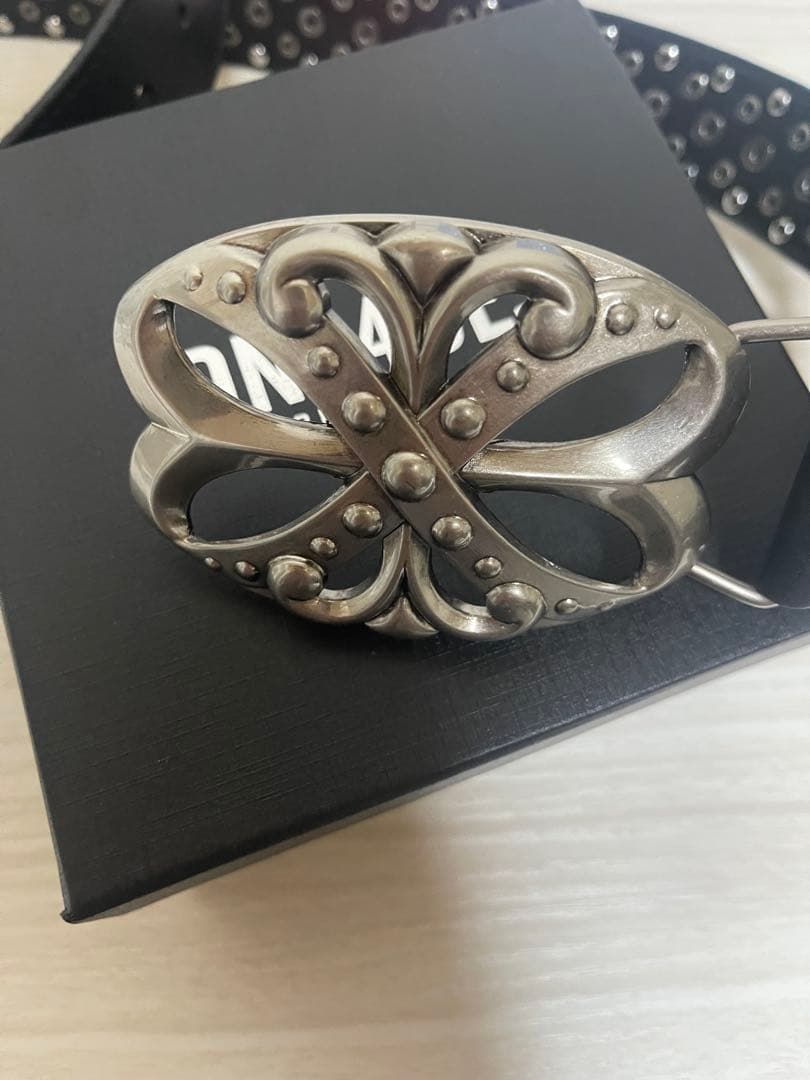 DND4DES スタッズ付きレザーベルト