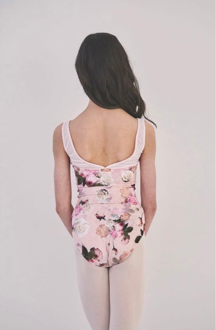 新品】stina スティナ レオタード 140〜150 ピンク花柄 - メルカリ