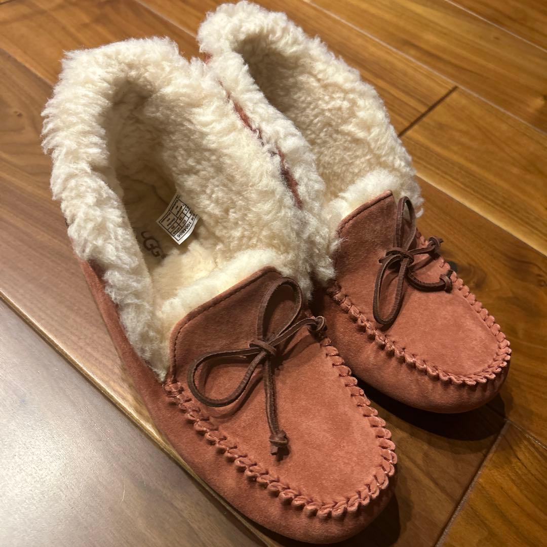 【美品】UGG アレーナ ALENA モカシン25cm 楽天市場】UGG モカシン 通販/正規品 おすすめ アグー 定番 アグ