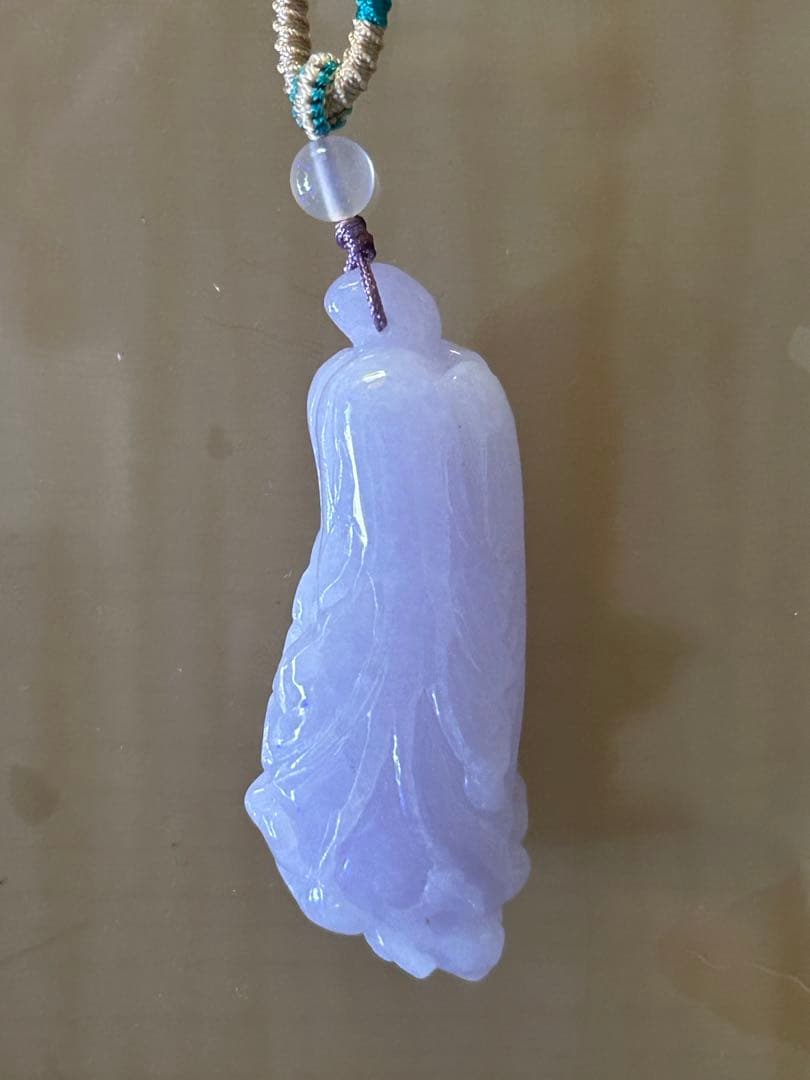 稀少新品）白菜天然本翡翠 ラベンダー翡翠彫刻品 - メルカリ