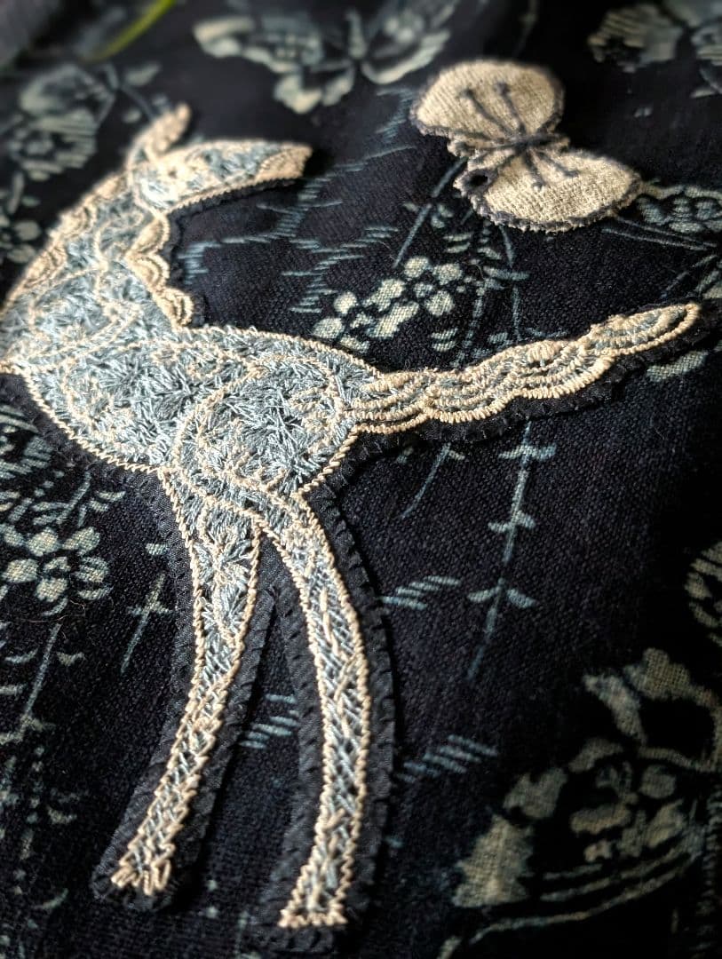 信玄袋巾着《藍型染と蝶々とpapurikko》古布　ミナペルホネン