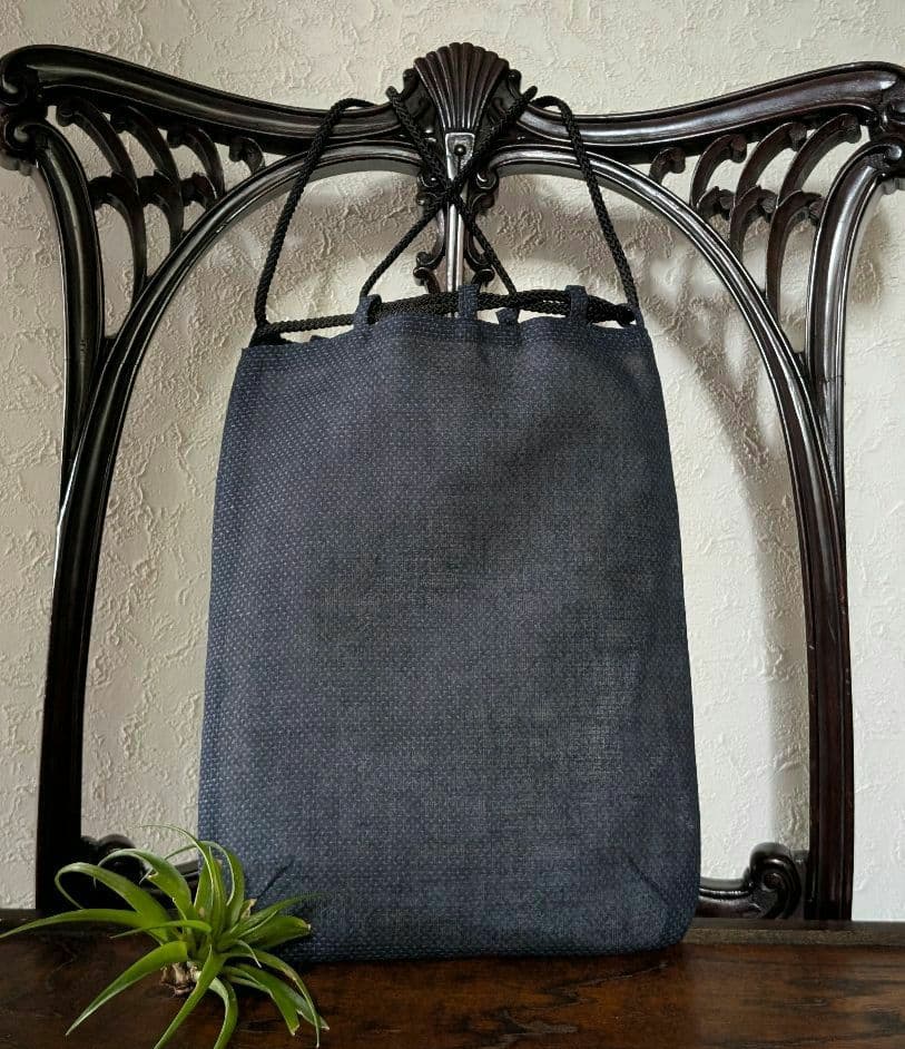 信玄袋巾着《藍型染と蝶々とpapurikko》古布　ミナペルホネン