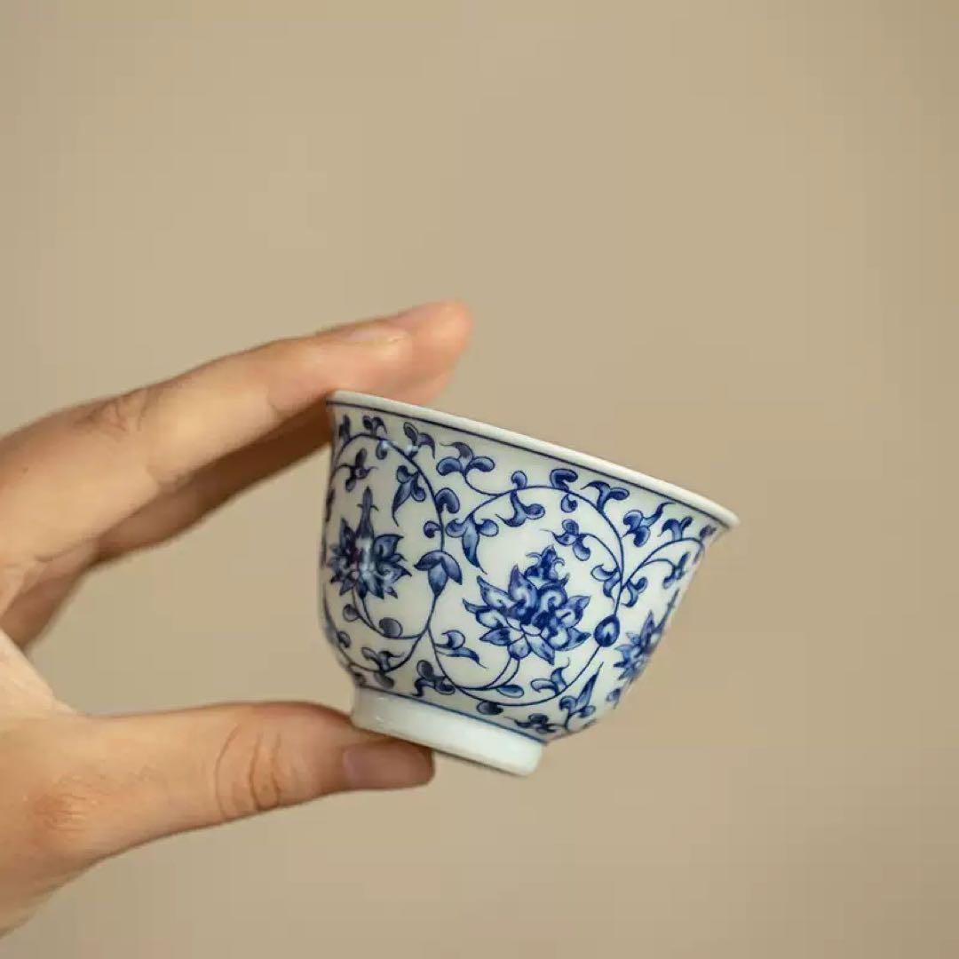 青と白の花柄陶器カップ 白と青の花模様 ティーカップ・ソーサー 3個セットHOYA CHINA【美品