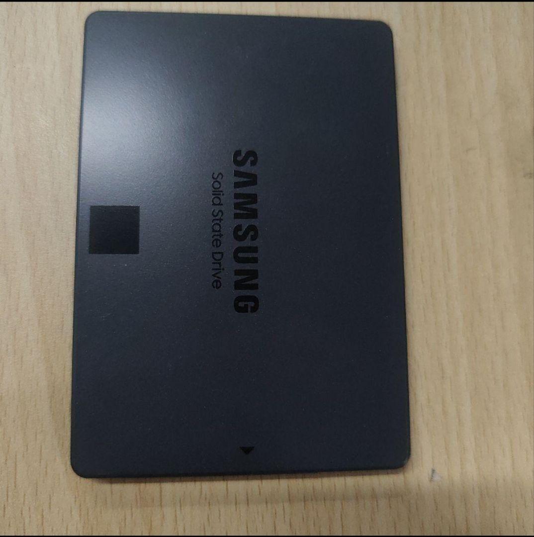Samsung 860 QVO 1TB 内蔵型SSD - メルカリ
