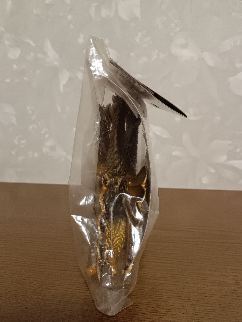 スラッシュカンパニー怪獣愛蔵組 復刻 キングギドラ - 特撮公式 ストア