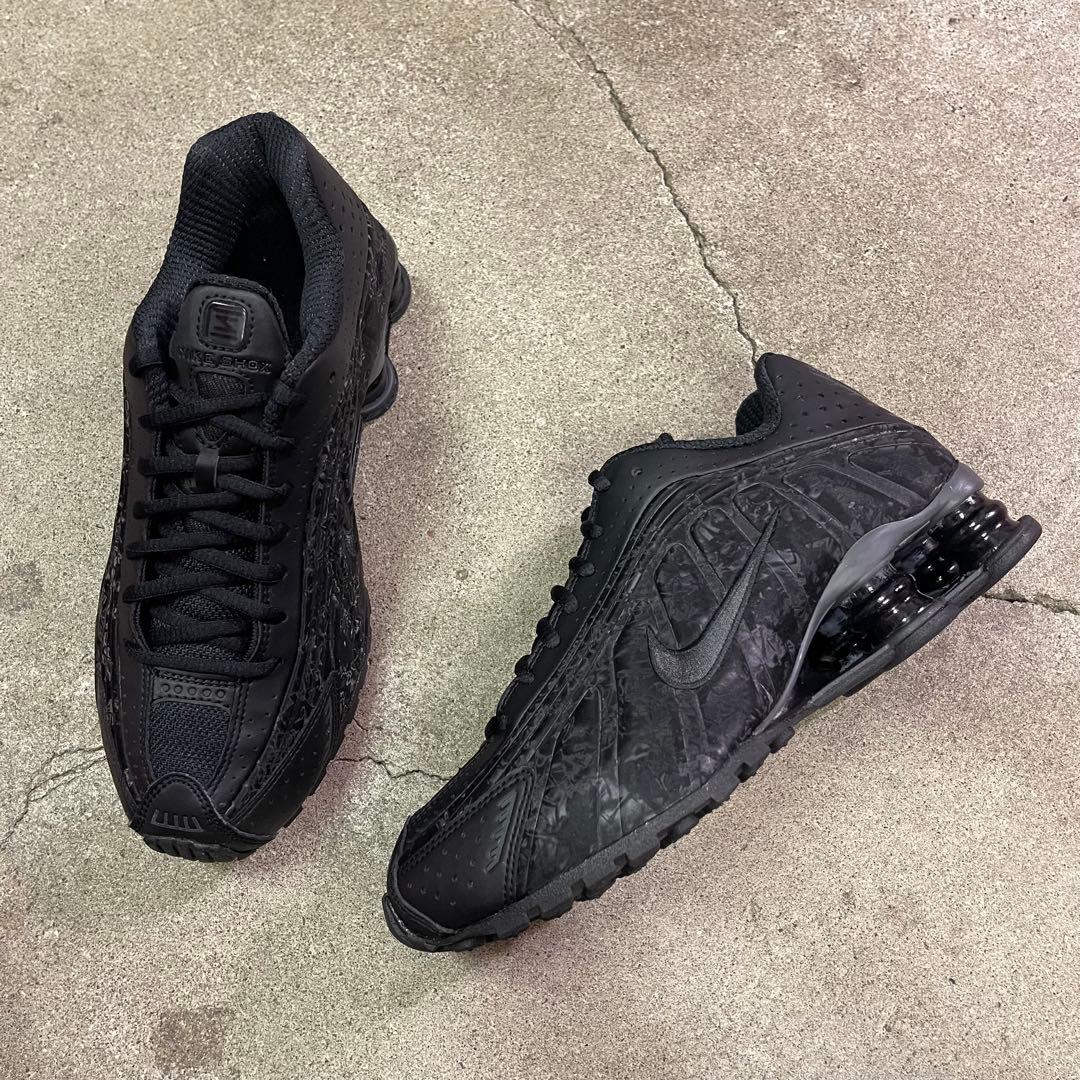 Nike Women's Shox R4 HV0934-002 23㎝ - メルカリ