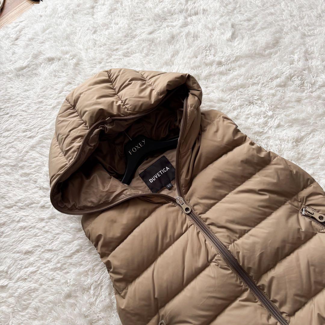 現行タグ・美品✨デュベティカ 大きいサイズ42 フェベチンクエ ダウン