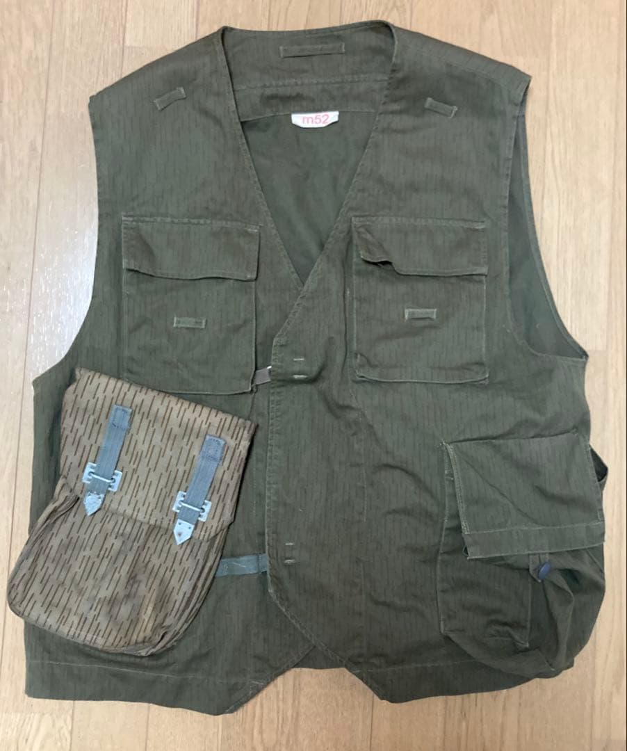 東ドイツ軍　NVA 空挺ベスト　レインドロップ　東独 DDR 空挺専用装備です！【旧東ドイツの装備品】陸軍空挺迷彩特殊ベスト