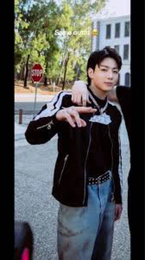 BTS ジョングク着用 DIESEL J-Beck ロゴ ジャケット ブラック - メルカリ