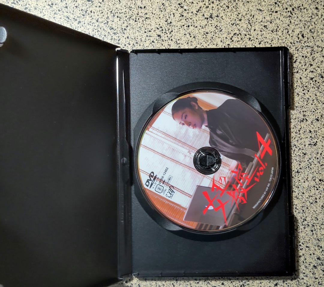 【未使用に近い】女王の教室/レンタル落ちではない/盤面に傷なし/8枚組/防水梱包