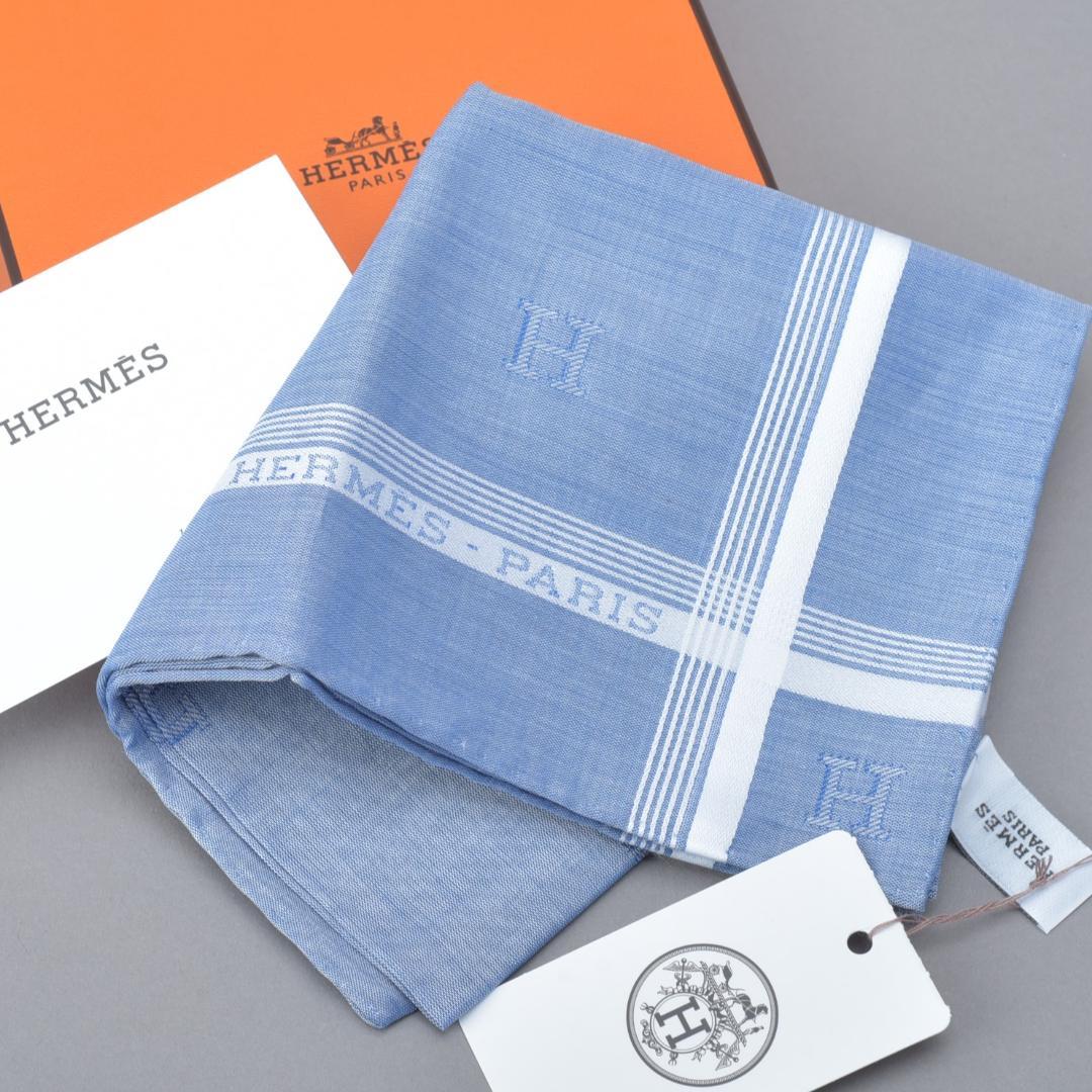 新品エルメス HERMES ハンカチ Hレリーフ ブルーシエル×ホワイト Hロゴ 202045g-h4_01.jpg