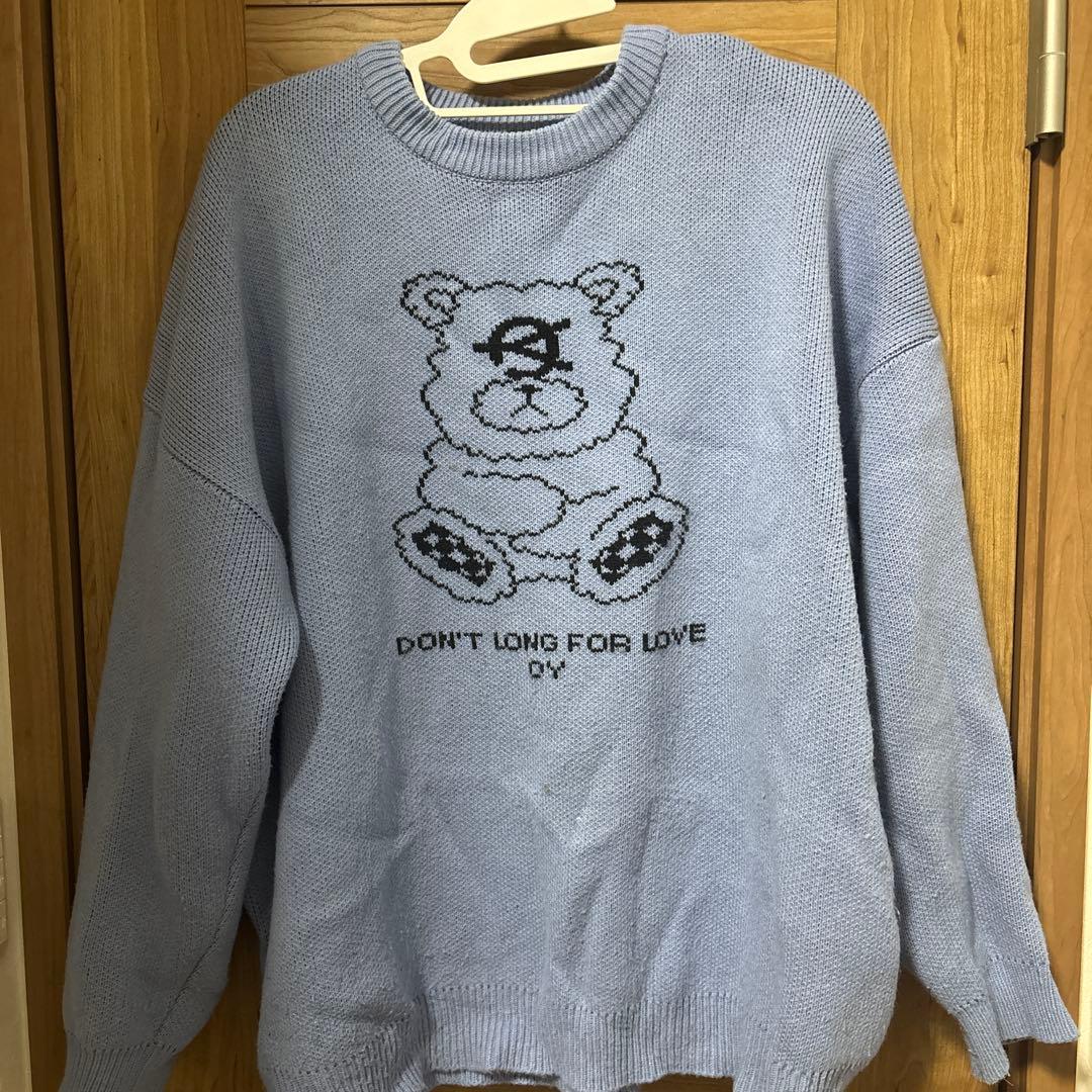 クマ刺繍ライトブルーニットセーター OY クマ - メルカリ