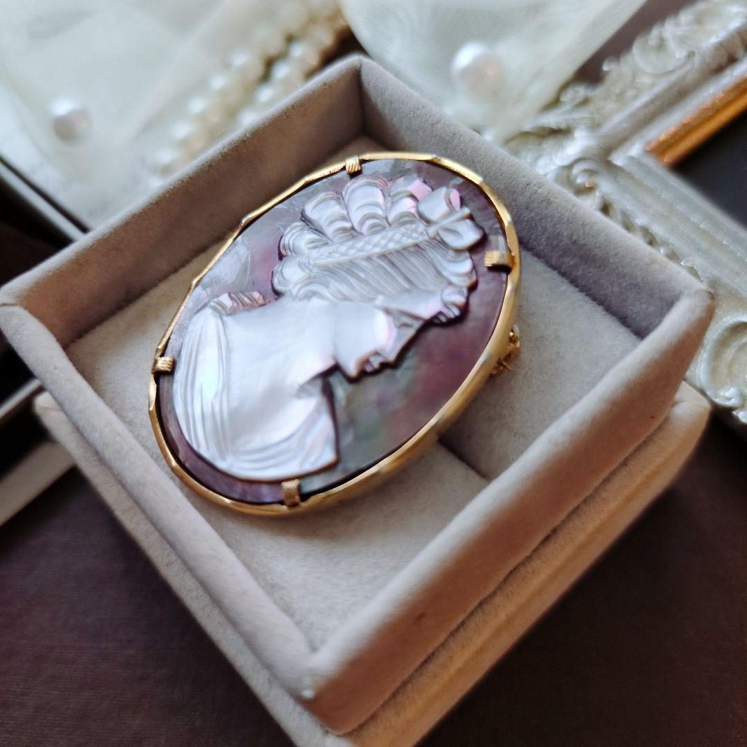 CAMEO 黒蝶貝 カメオブローチ 貴婦人 横顔 彫刻 シェルカメオ