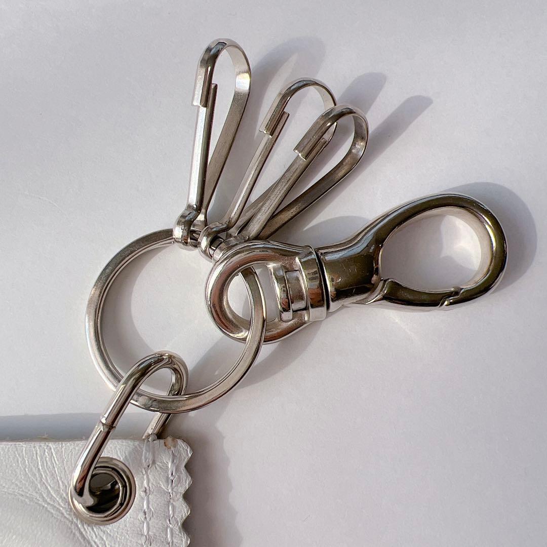 菅田将暉着用 私物 skin tokyo コンドームキーリング ホワイト スキン