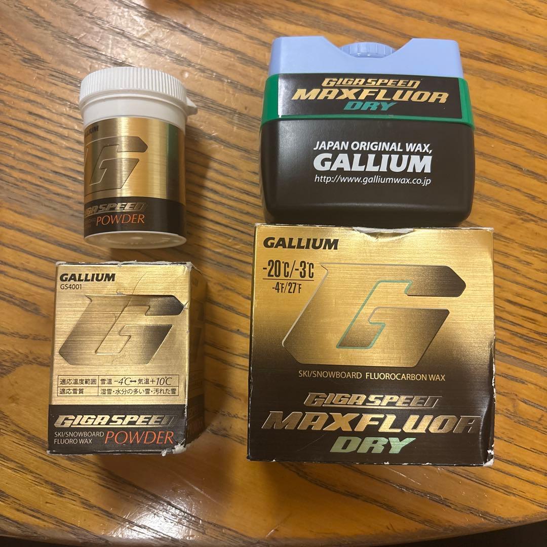 GALLIUM GIGA SPEEDスキー・スノーボード 幻のトップワックス2個