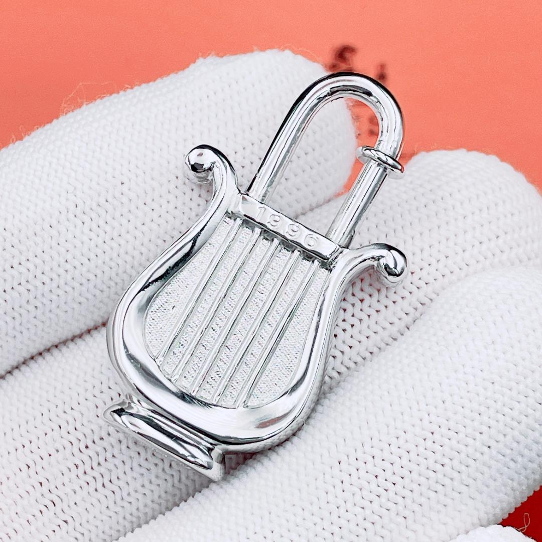 ◇エルメス◇ 新品仕上済 カデナ 1996 年限定 ハープ シルバー 18.5g