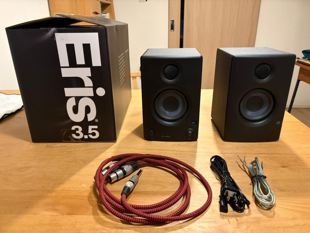 PreSonus Eris 3.5 (Gen1) モニタースピーカー Amazon | PreSonus Eris 3.5 ホワイト 1ペア ケーブル スタンドセット