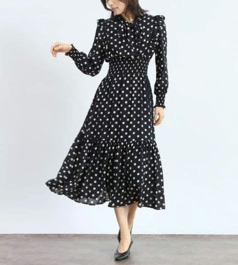 ☆新品、タグ付き☆ FENNEL ドットフレアワンピース ヤマダヤ - メルカリ