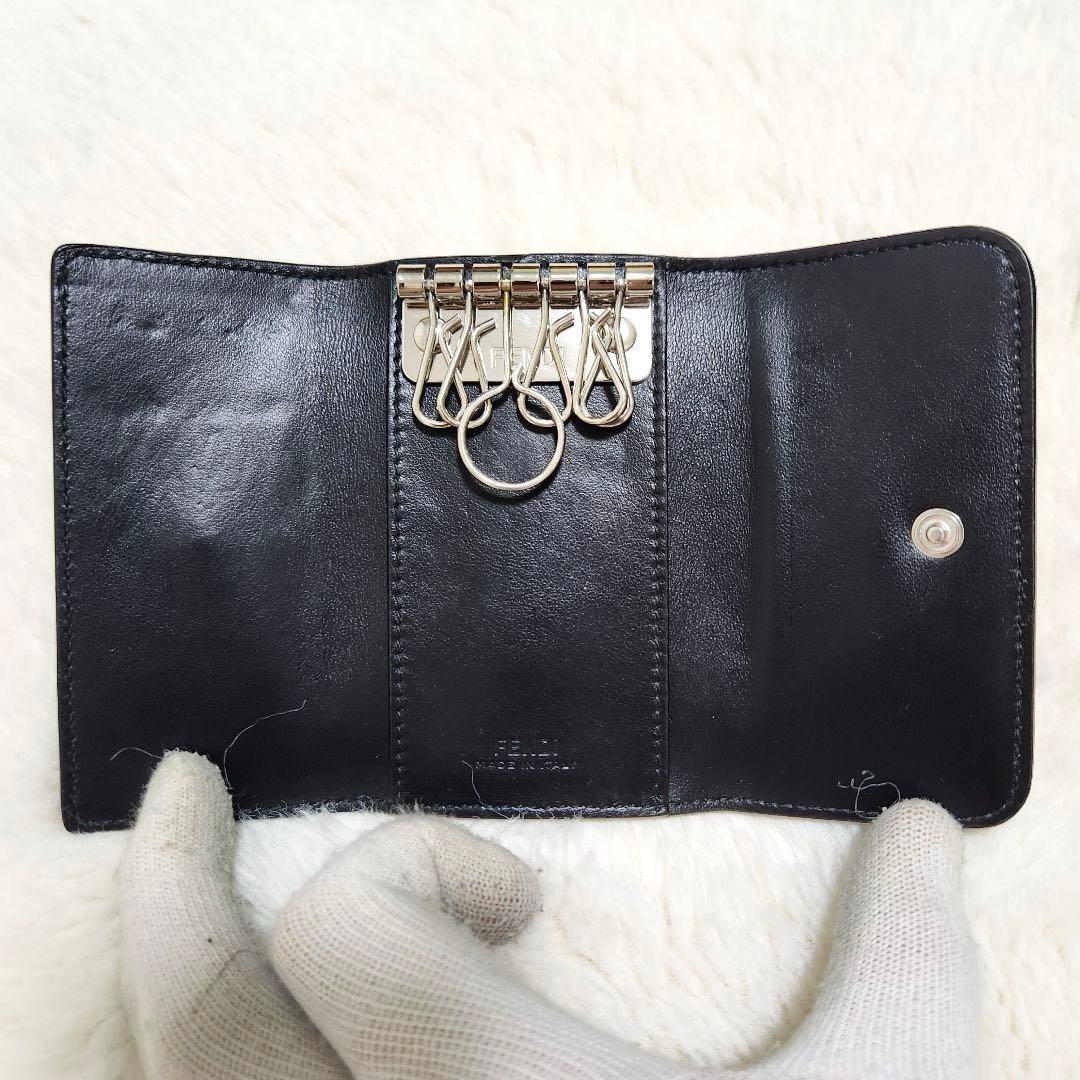 ✨極美品 付属品完備✨フェンディ キーケース 6連 バイカラー 人気